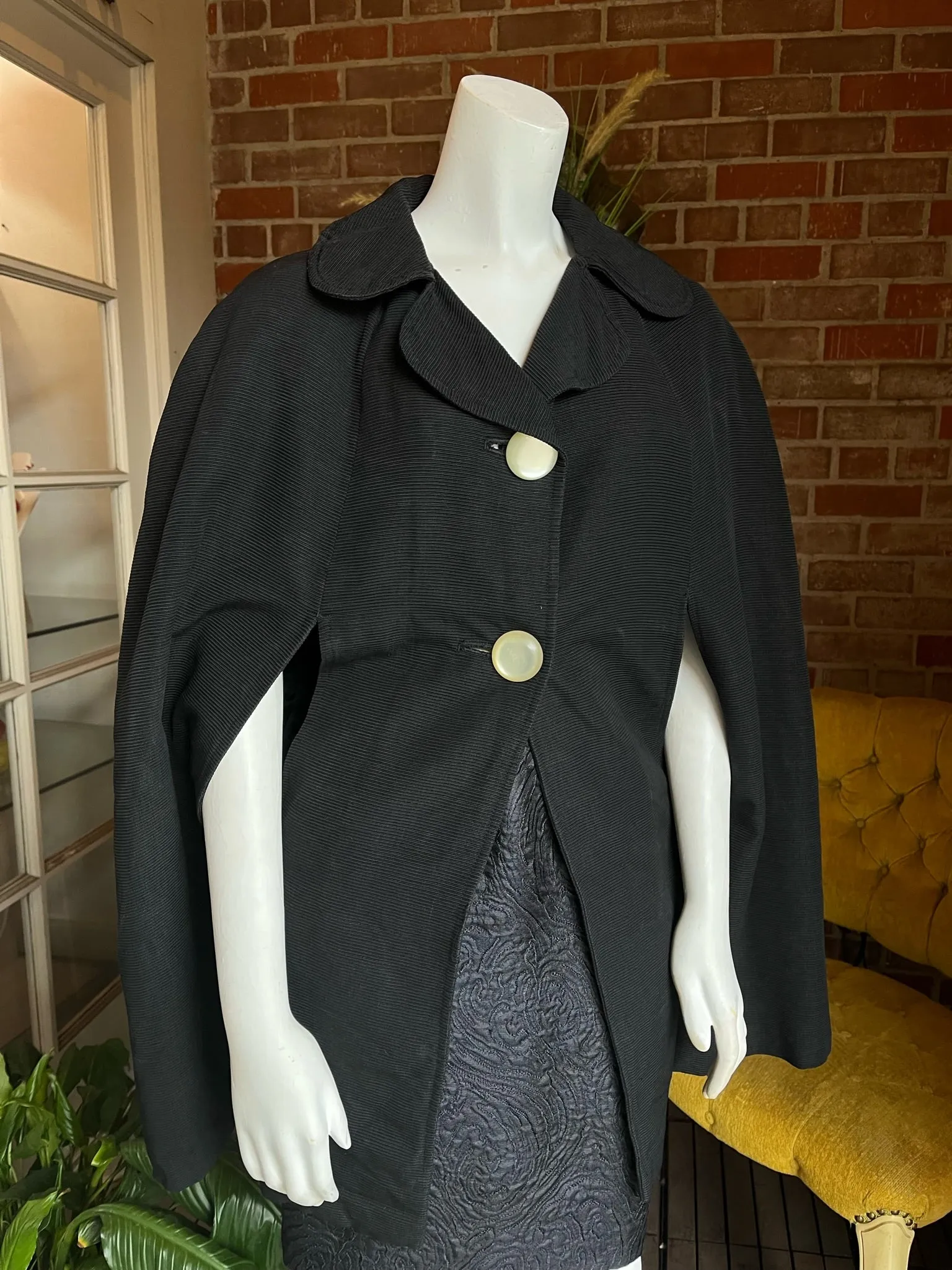 1960s Mod Grosgrain Cape