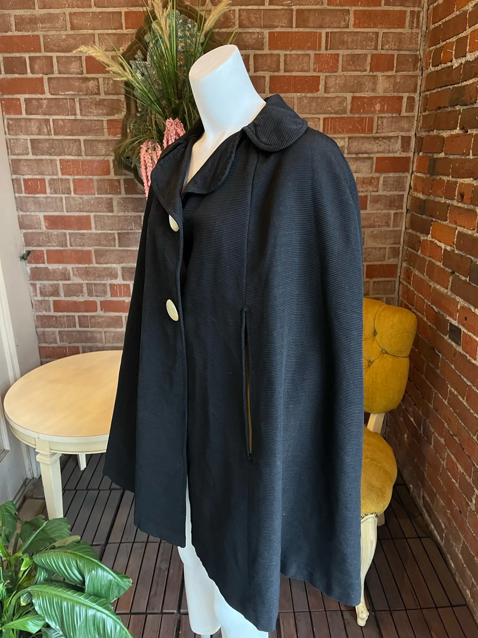 1960s Mod Grosgrain Cape