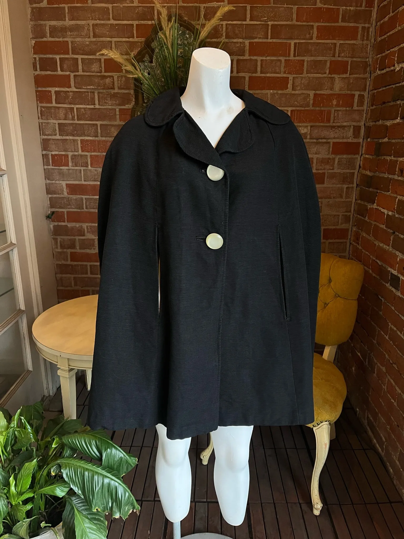 1960s Mod Grosgrain Cape