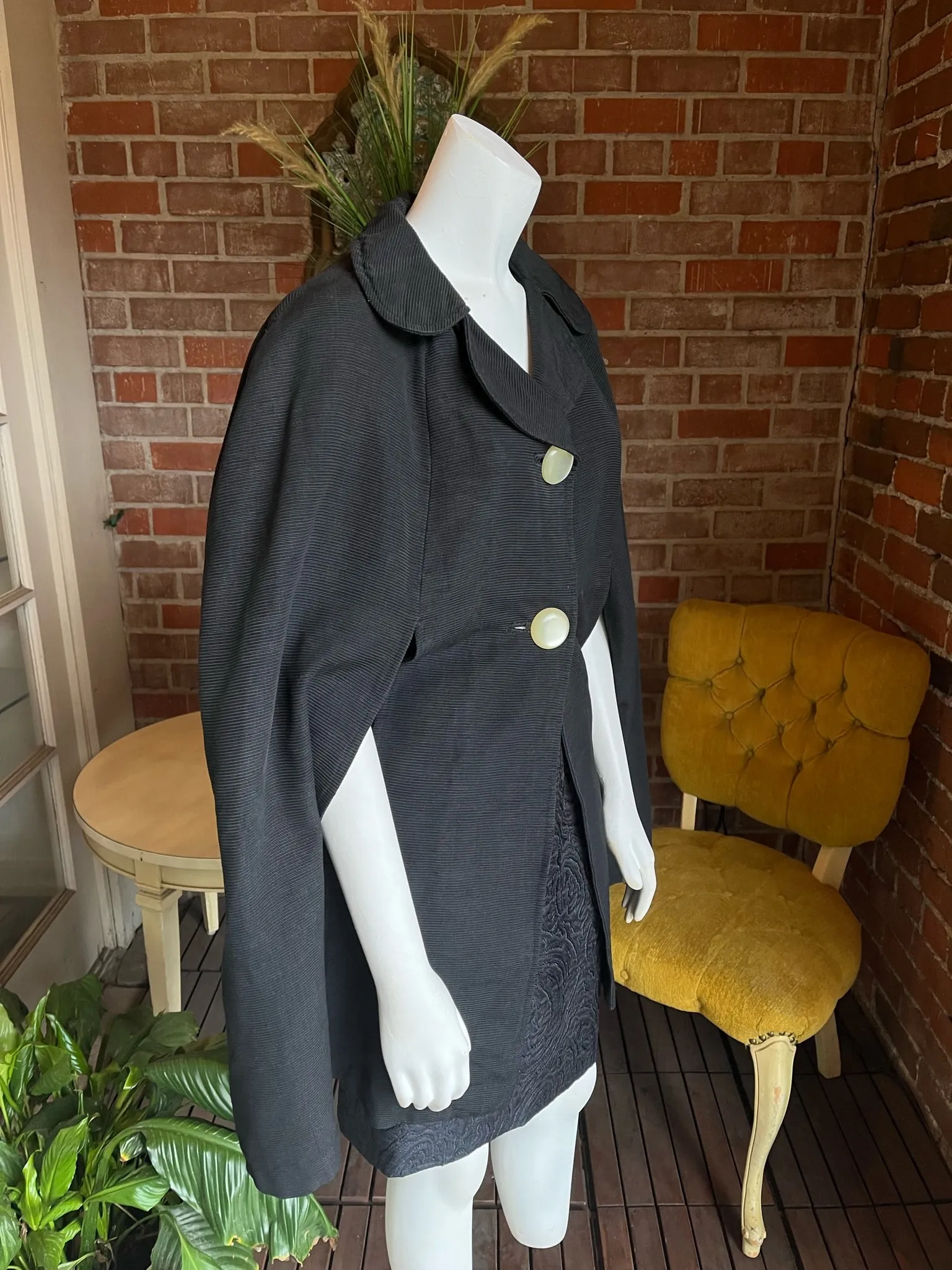 1960s Mod Grosgrain Cape