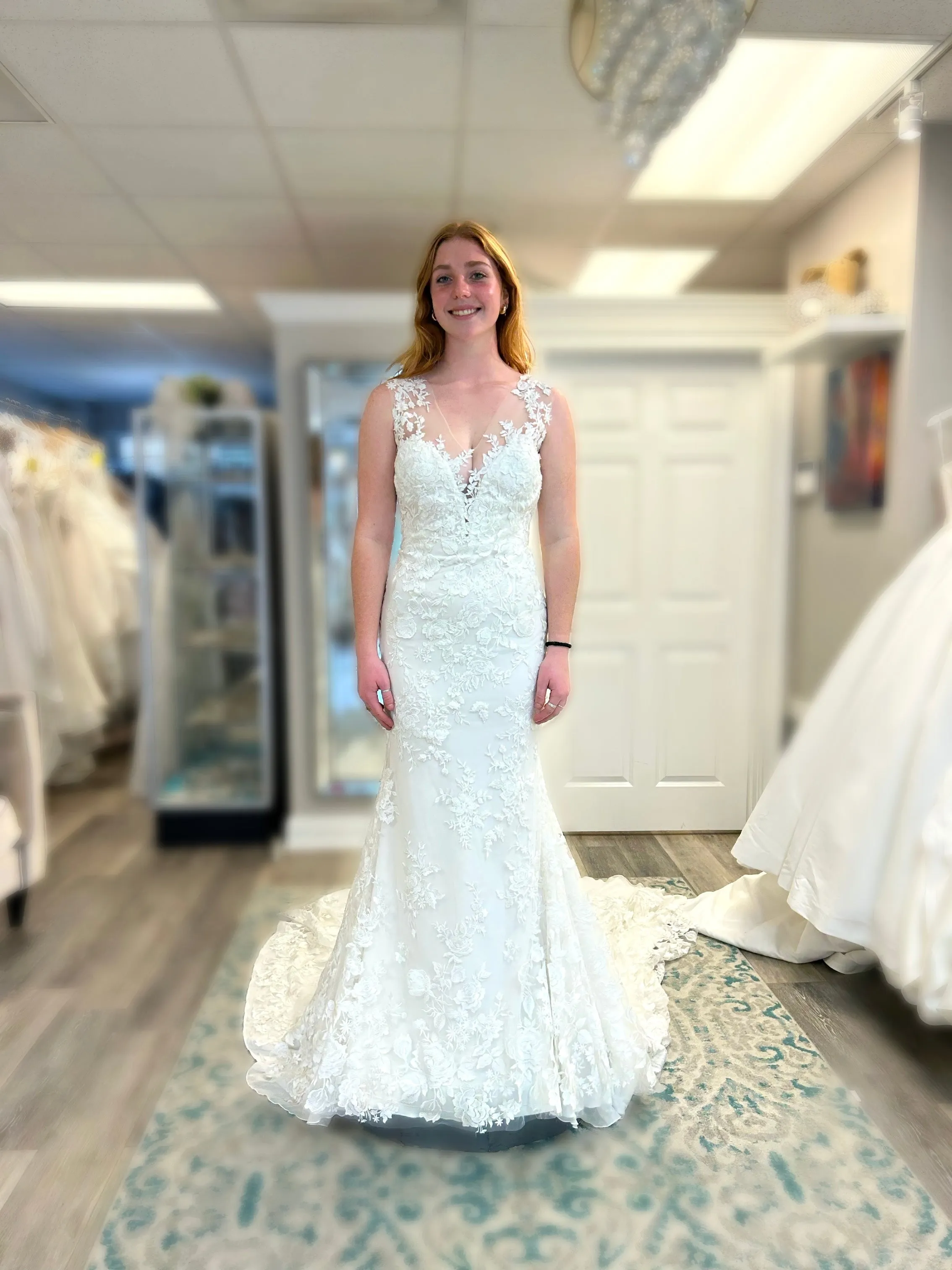 Atelier Pronovias 'HIBISCUS' Wedding Dress Sample