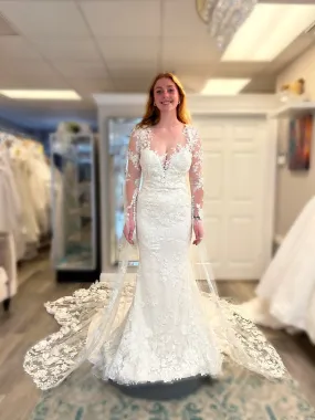 Atelier Pronovias 'HIBISCUS' Wedding Dress Sample