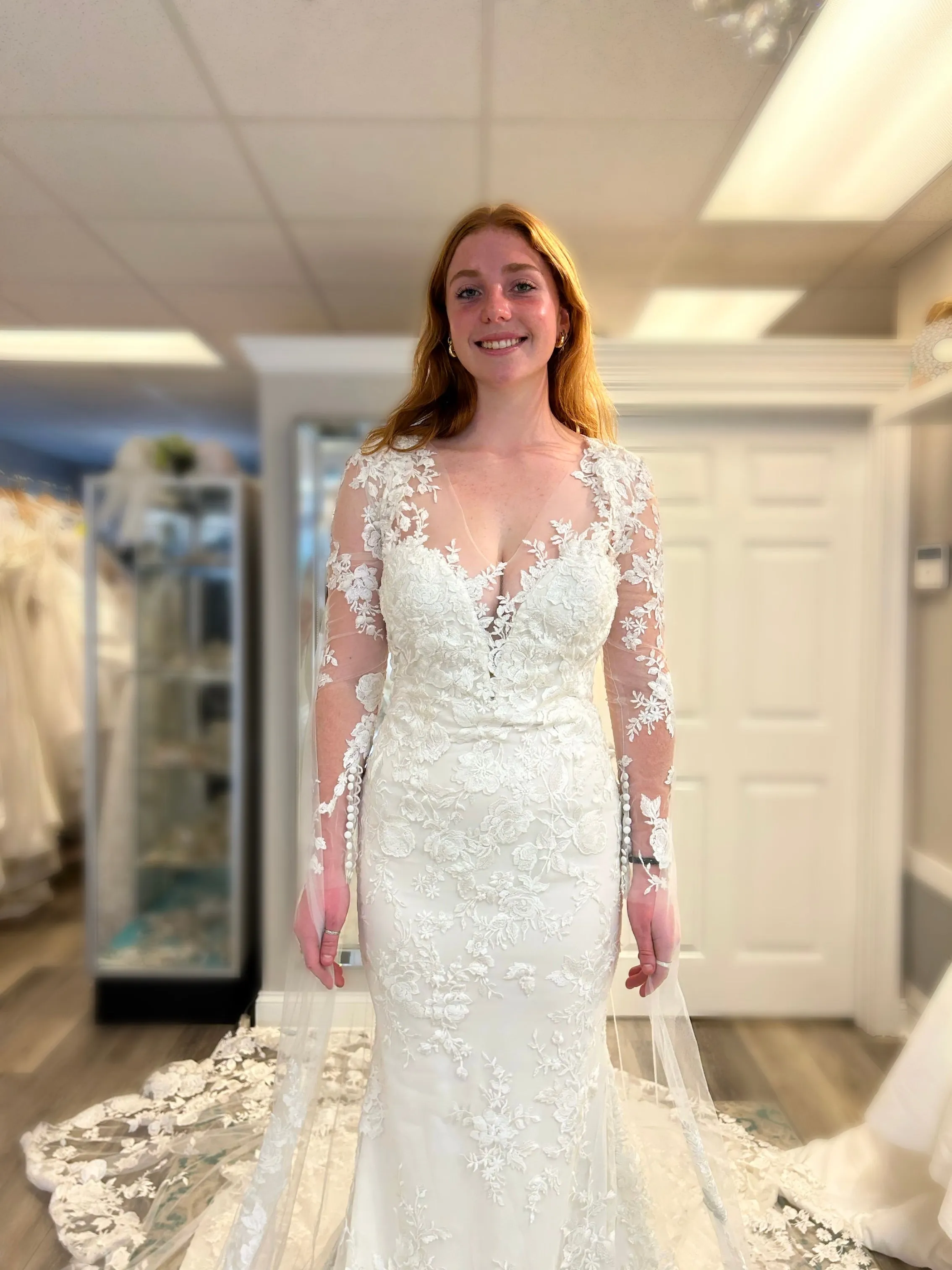 Atelier Pronovias 'HIBISCUS' Wedding Dress Sample