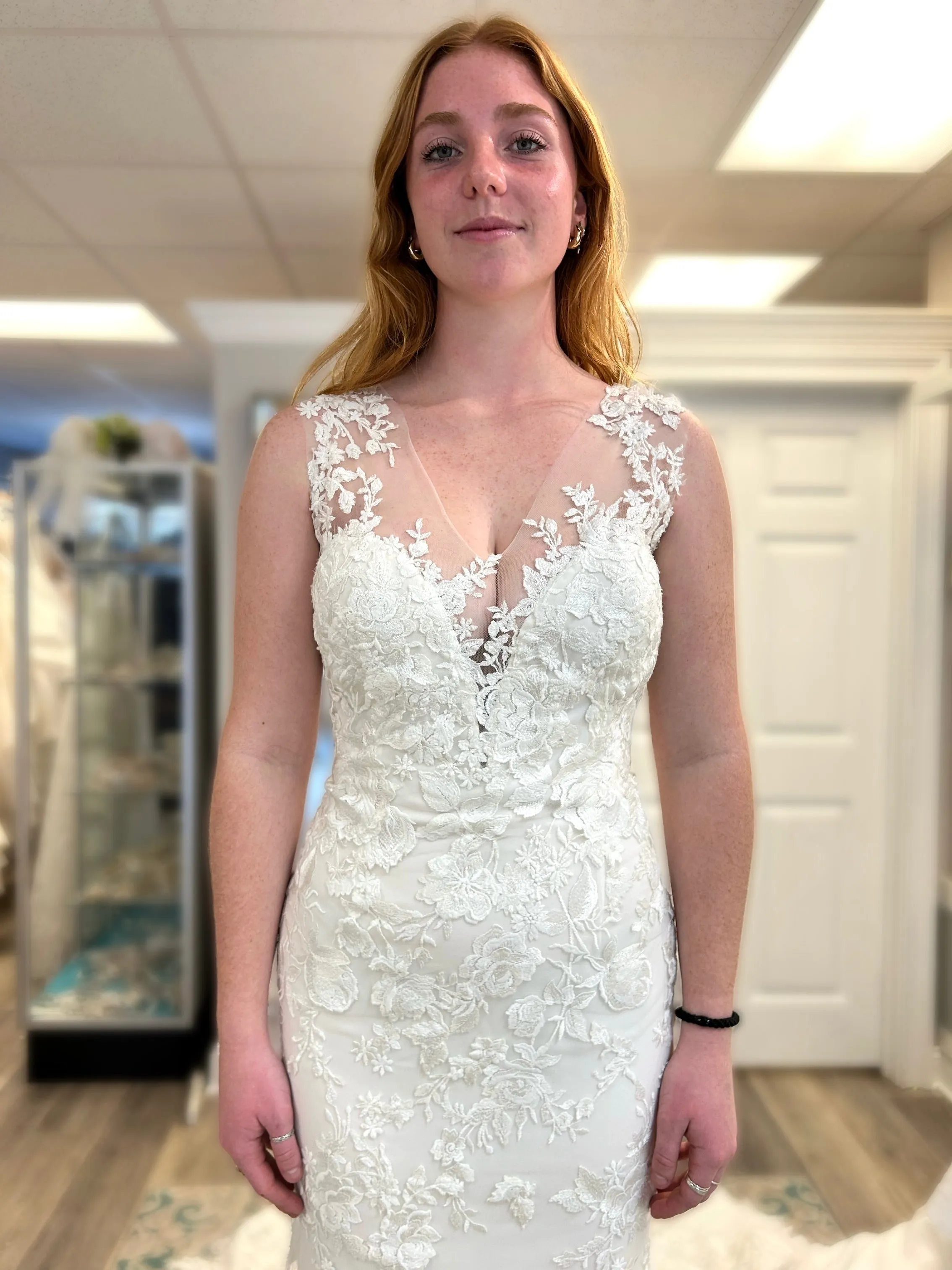 Atelier Pronovias 'HIBISCUS' Wedding Dress Sample