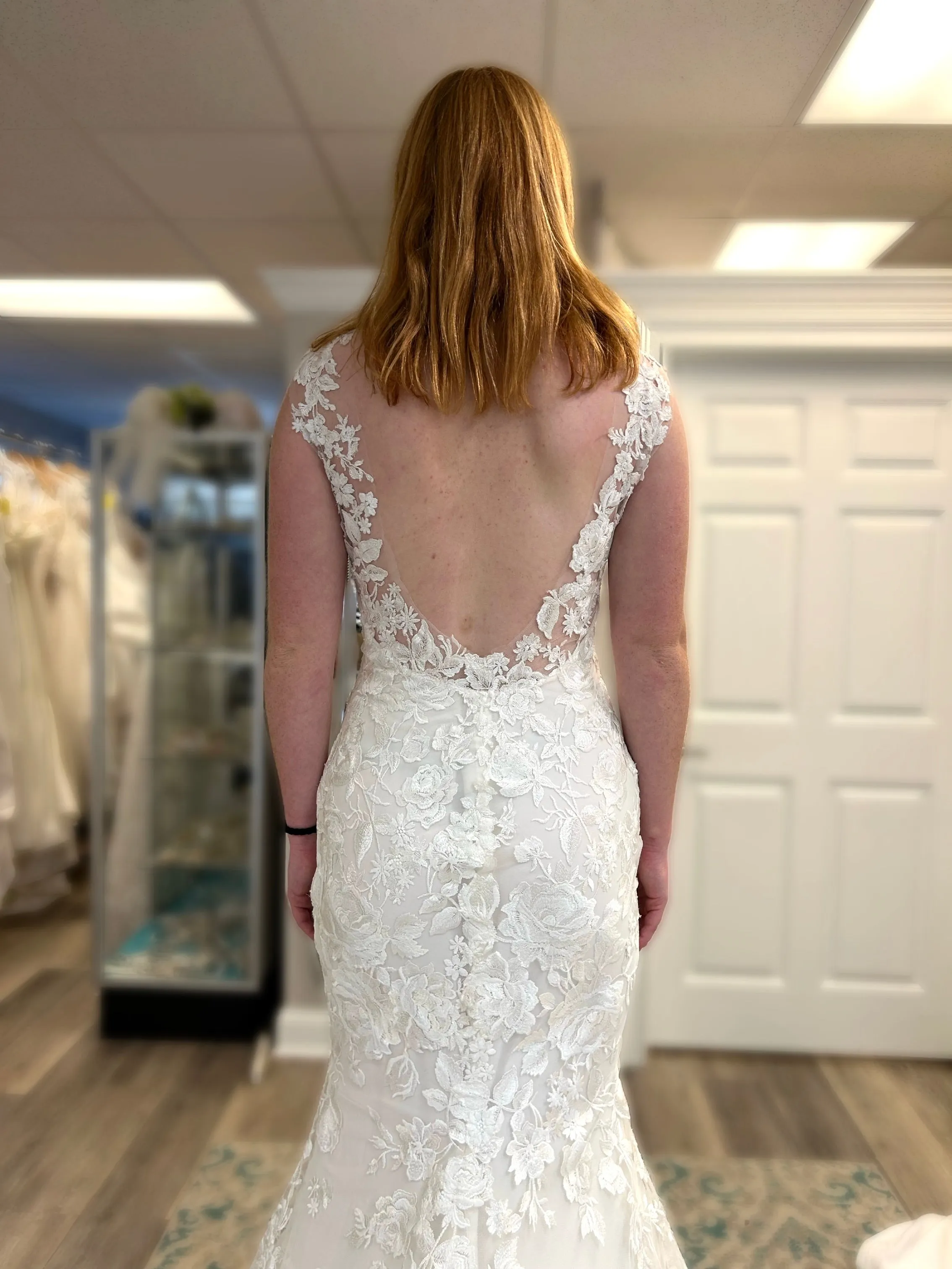Atelier Pronovias 'HIBISCUS' Wedding Dress Sample