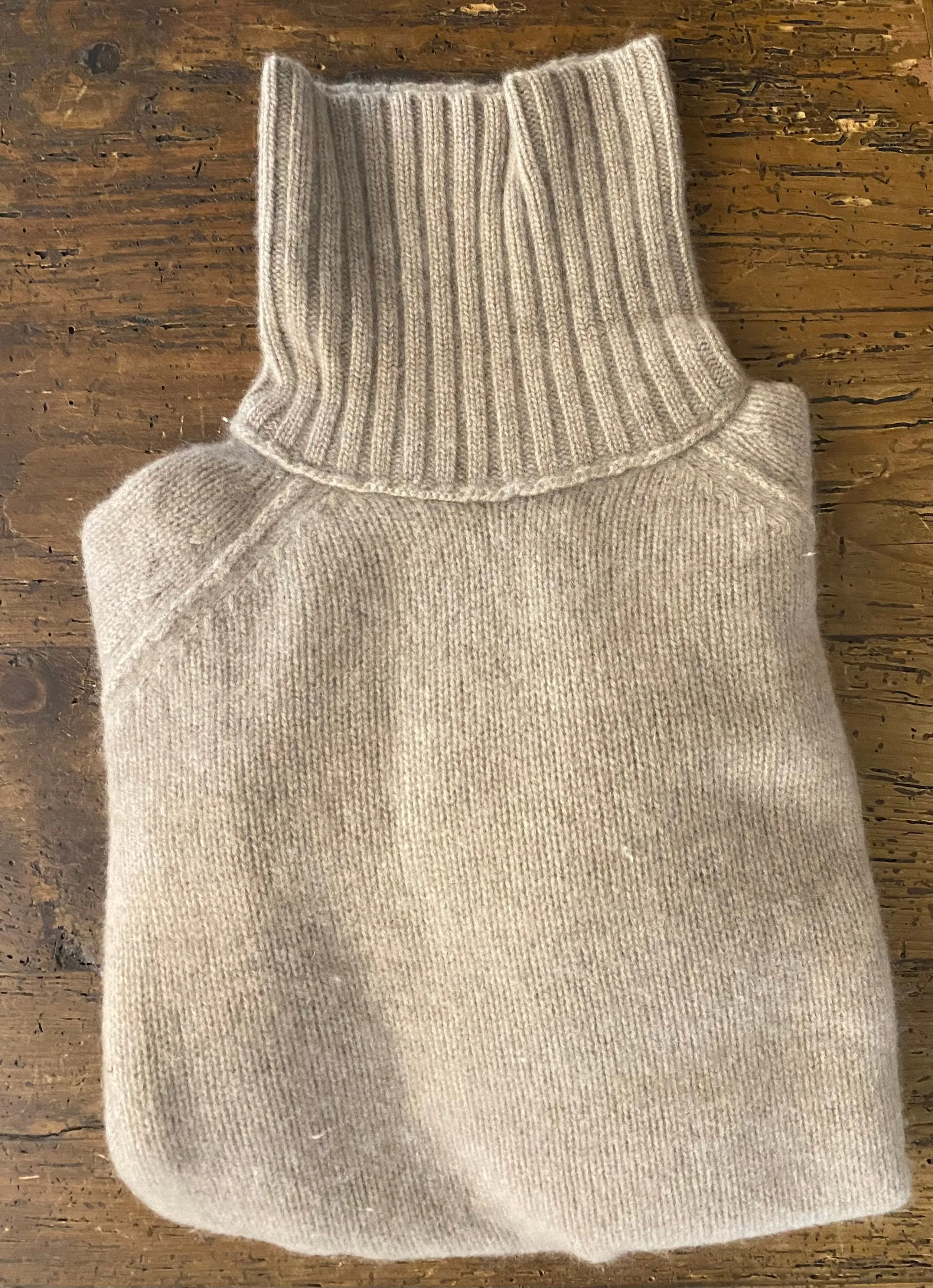 Cashmere Cobblestone Chunky Turtleneck Sweater