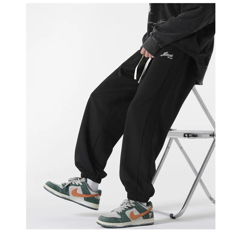 Elastic Waist Knitted Sports Tapered Sweatpant