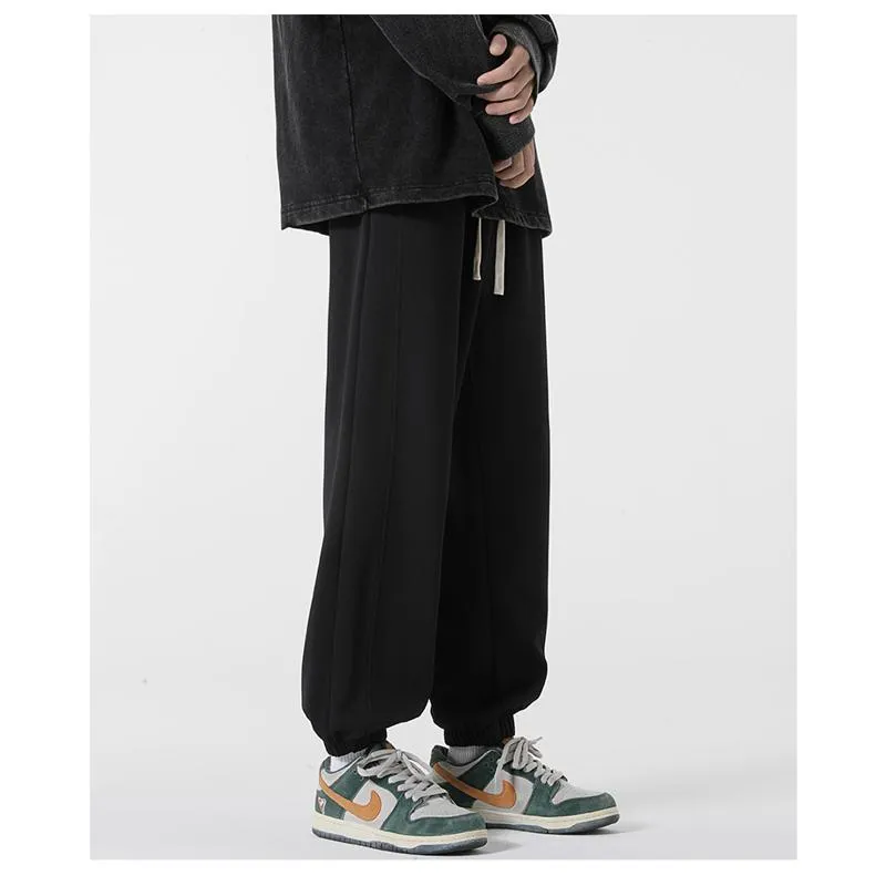 Elastic Waist Knitted Sports Tapered Sweatpant