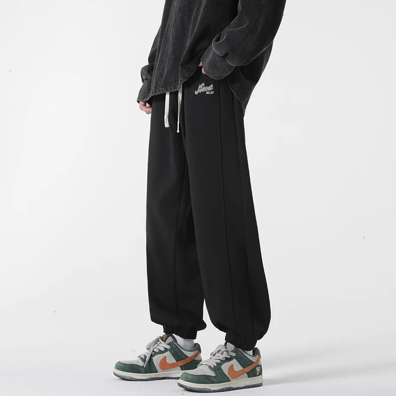 Elastic Waist Knitted Sports Tapered Sweatpant