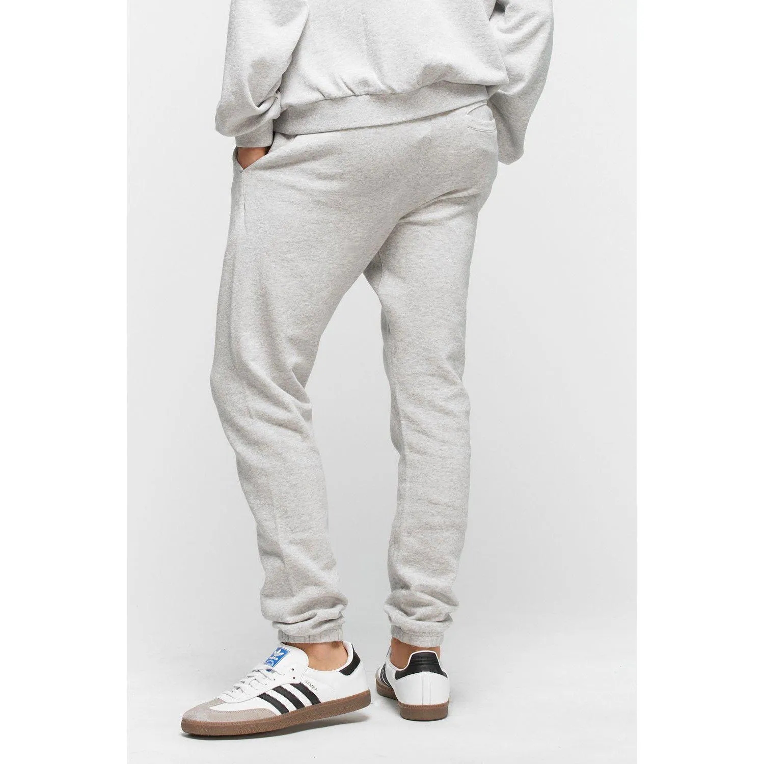 ESSENTIAL SWEATPANTS