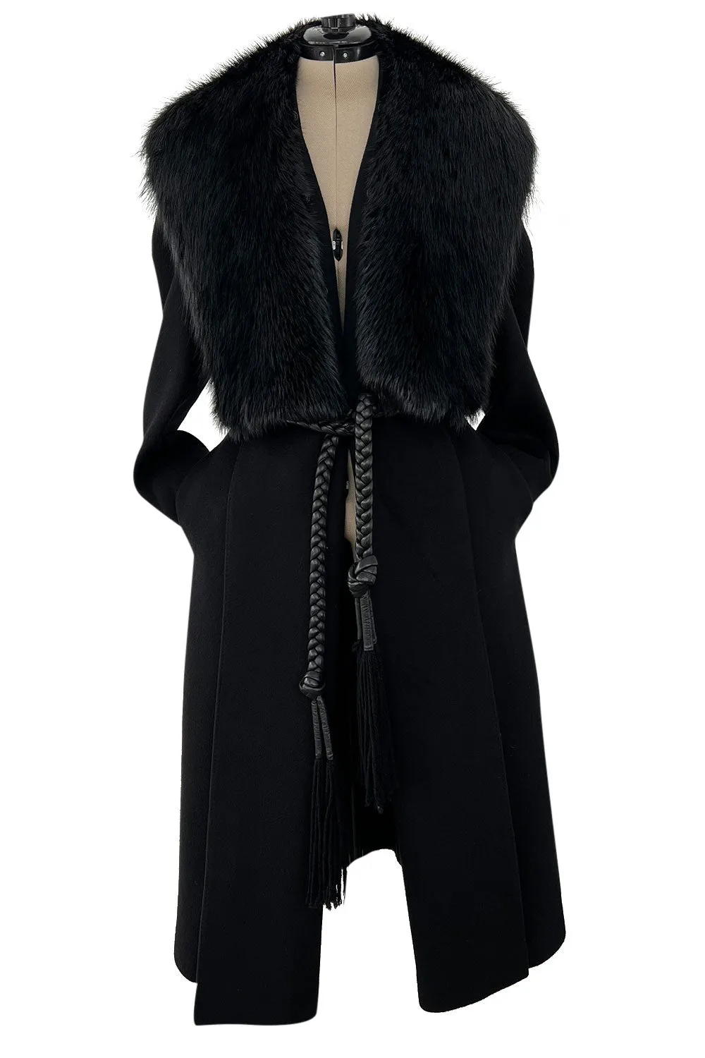 Incredible Fall 2006 Alexander McQueen Black Cashmere Coat w Detachable Fur Collar