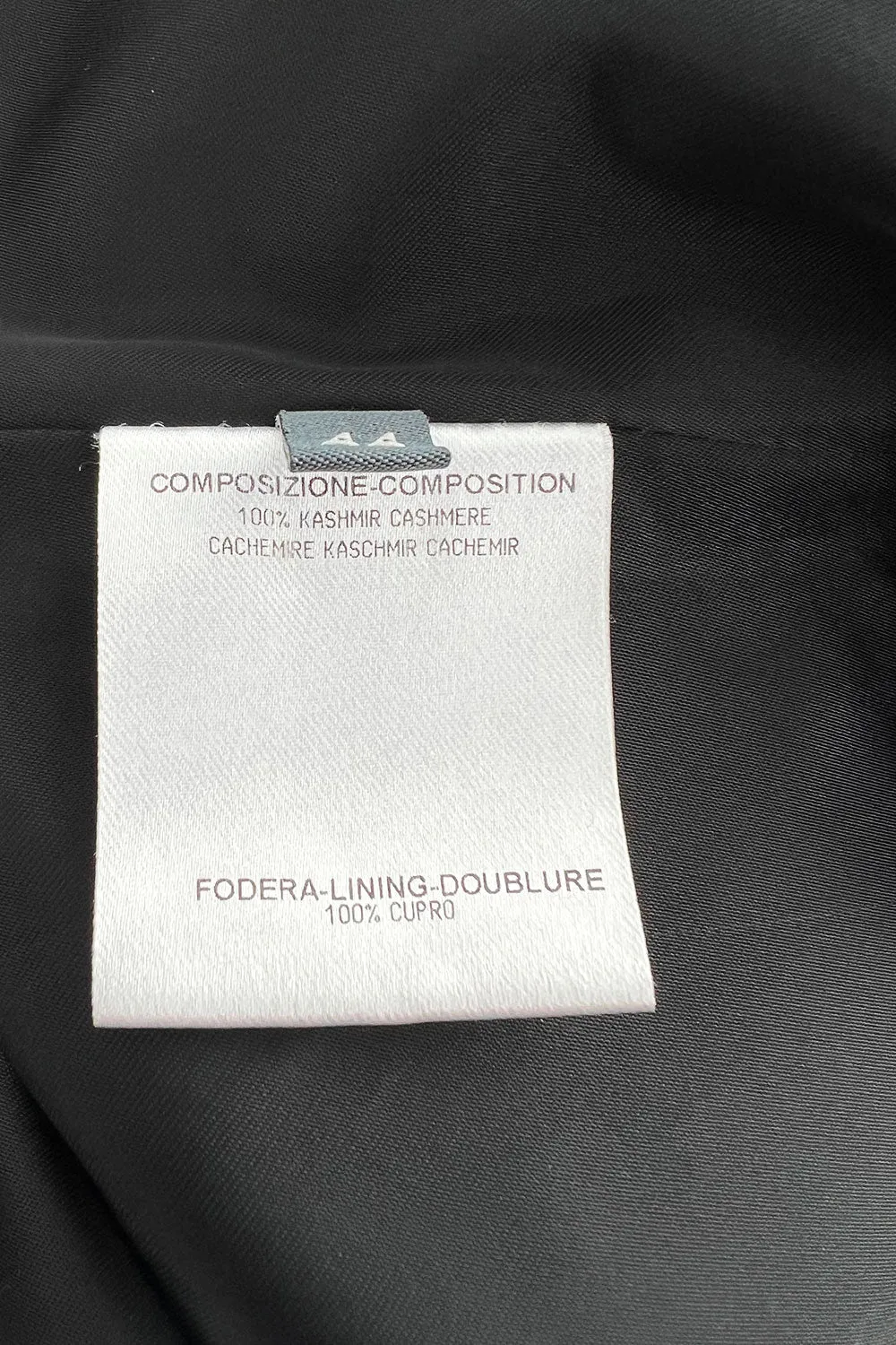 Incredible Fall 2006 Alexander McQueen Black Cashmere Coat w Detachable Fur Collar