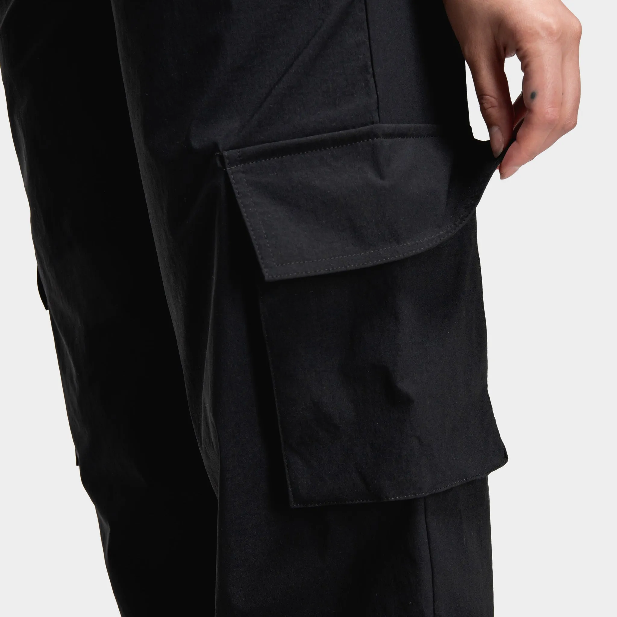 Juicy Couture Women's Wide Leg Cargo Utility Pants / Black