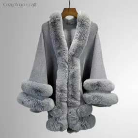 Kaschyy Kaschmir Poncho mit Fellkragen