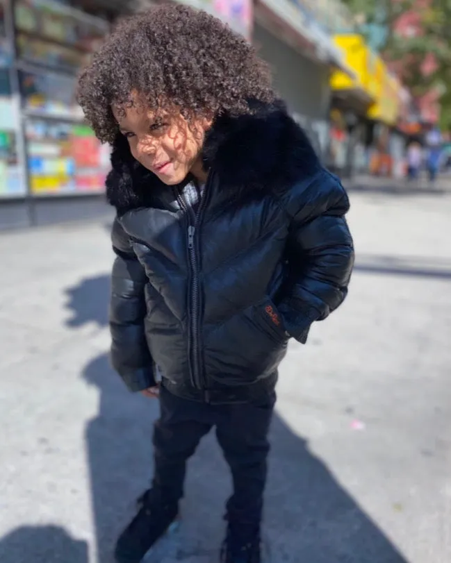 KIDS- BLACK V BOMBER WITH BLACK FOX COLLAR