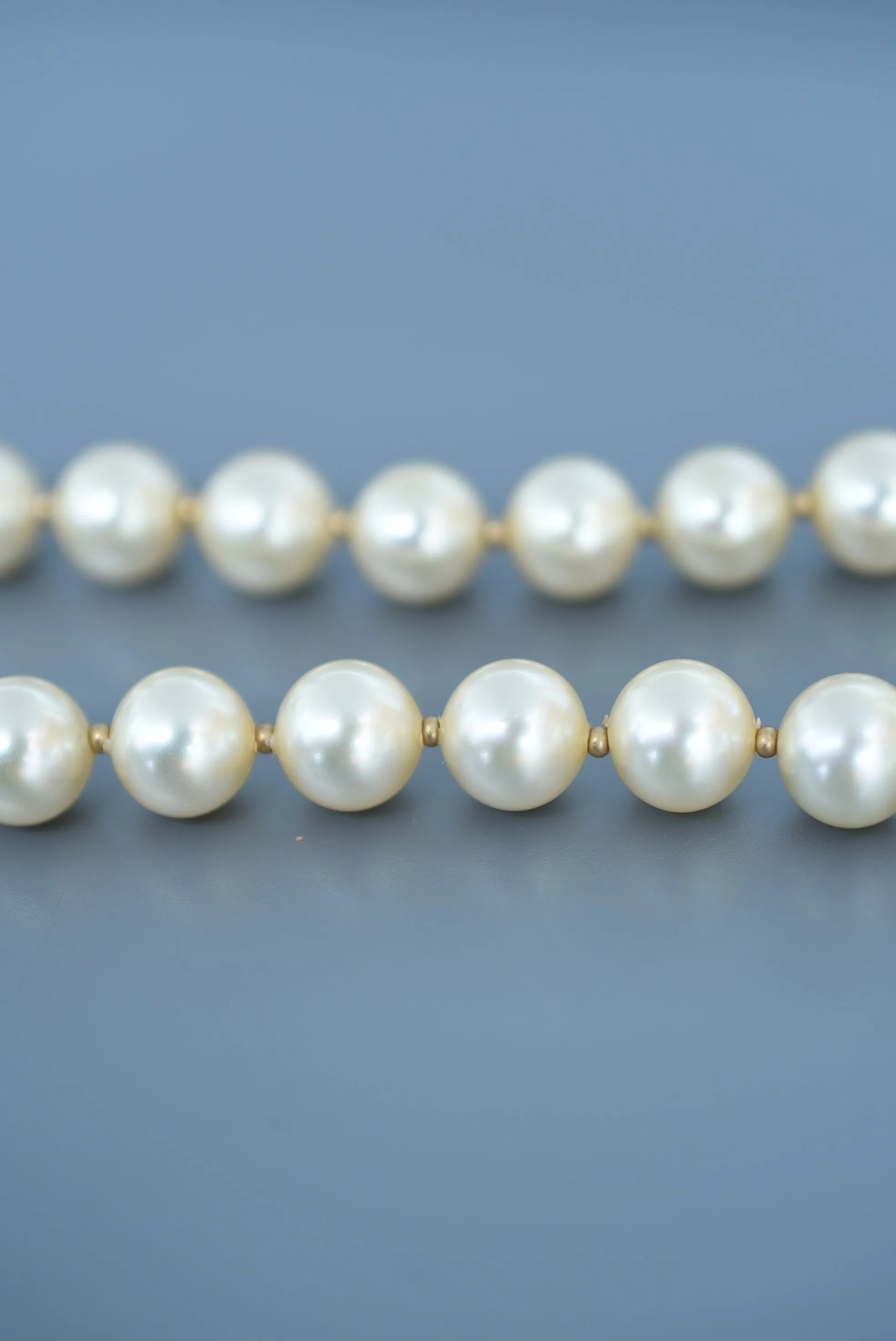 round glass pearl necklace